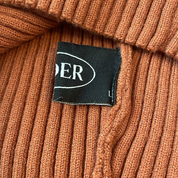 Cider Ribbed Cropped Halter Top Burnt Orange Large - Picture 6 of 6